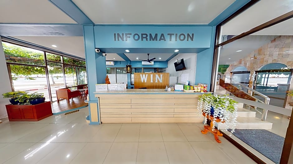 Win Hotel