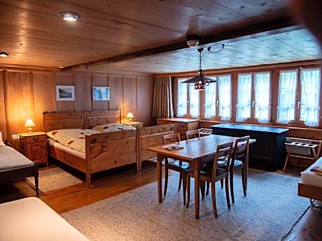 Quadruple Room with Private External Bathroom