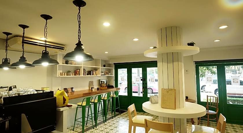 Ratana Boutique Hostel