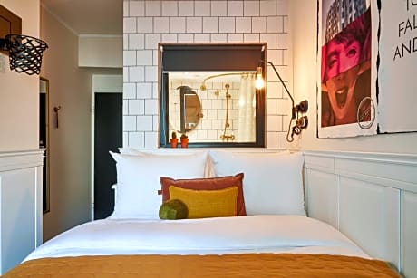Single Room (Cozy)