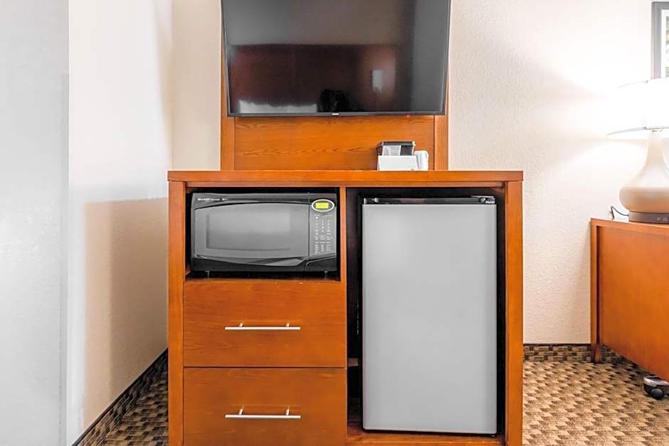 Comfort Suites Troy-I75