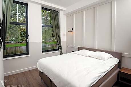 Comfy room Canal View