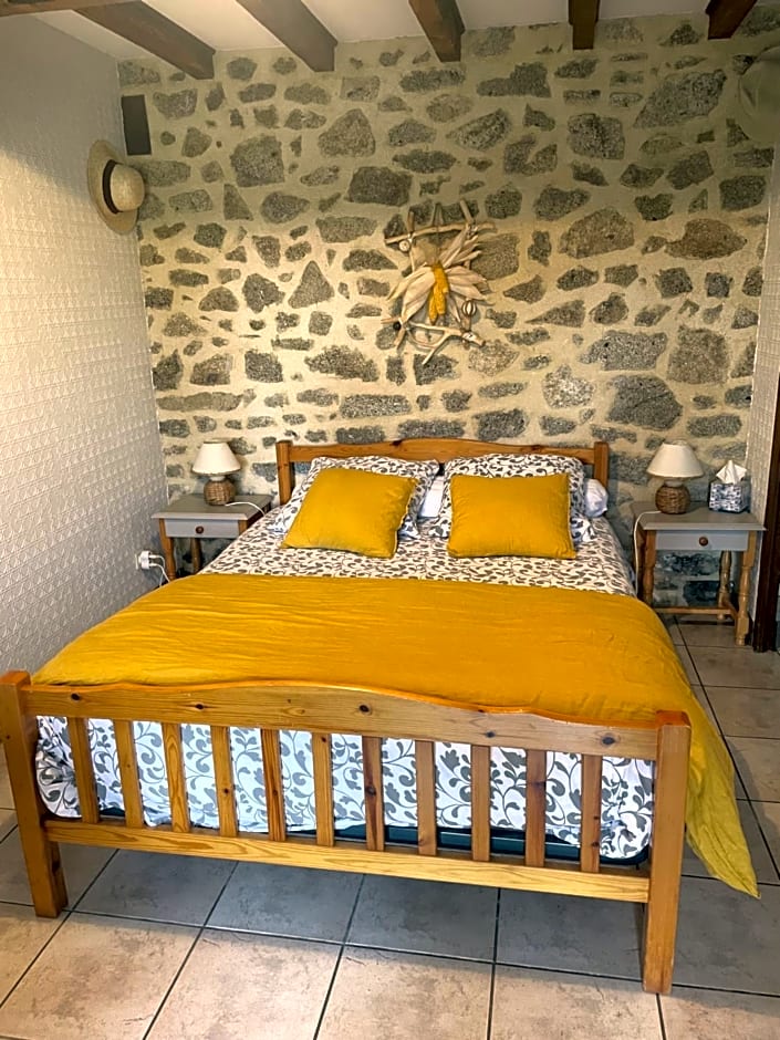 Maison d'hôtes Ourdeaux et Gite Chez Rouchon