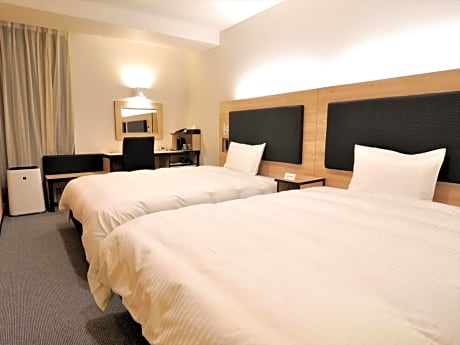 Twin Room(Two Double Beds) - Non-Smoking