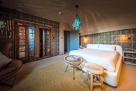 Deluxe Double Room with Bath