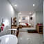 Cherry Hotel and Apartment