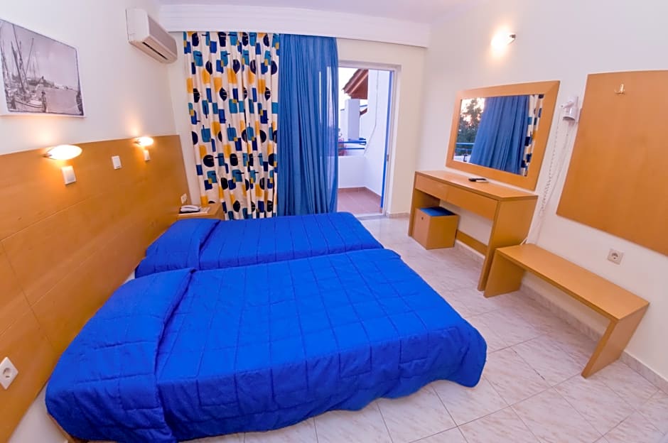 Photo 1 of 3 of Double room  Bungalow UPPER floor