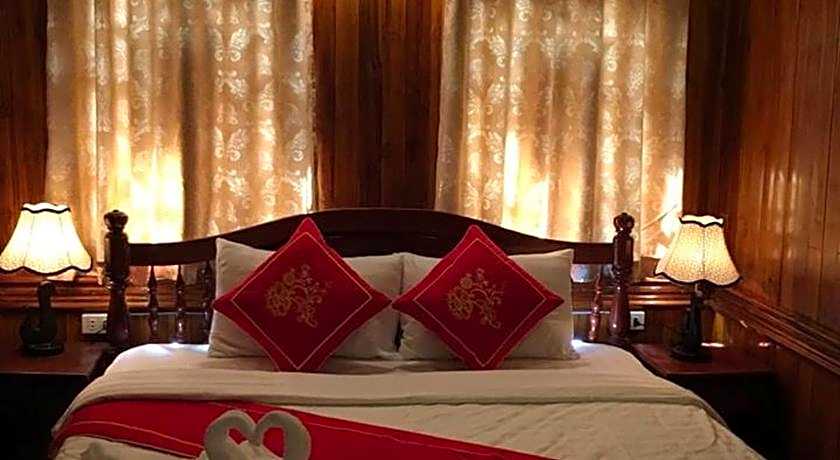 Soutikone Place House 2