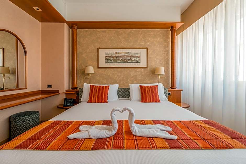 Crystal Hotel Varese