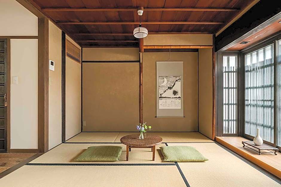 Hatoba an Machiya House