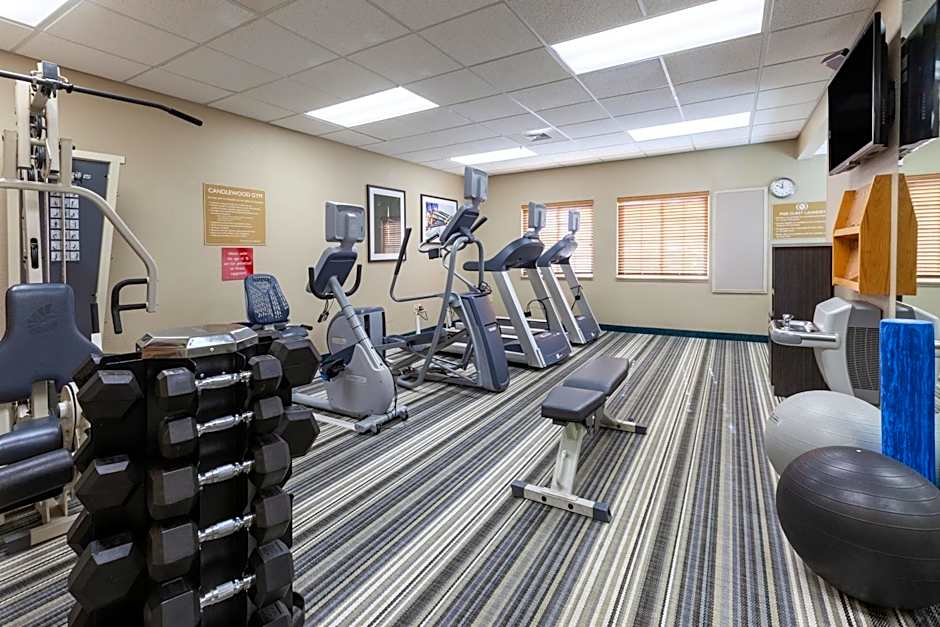 Candlewood Suites-West Springfield By IHG