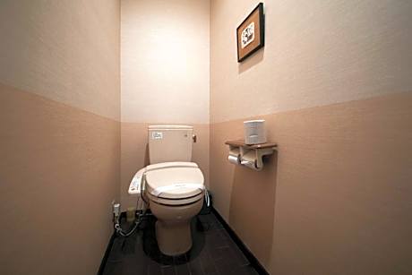 Japanese-Style Room with High-end Massage Chair  and with Shared Bathroom