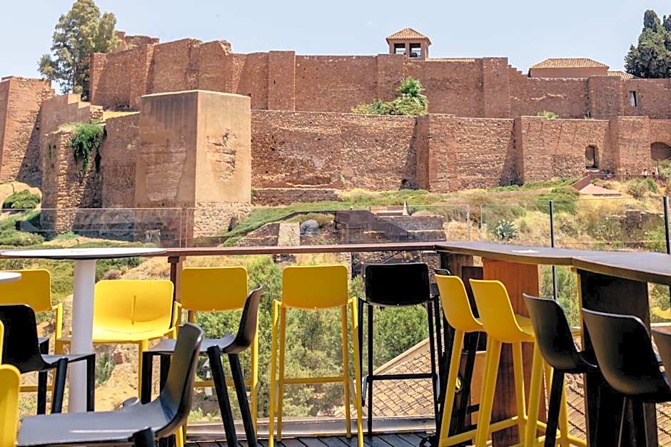 Alcazaba Premium Hotel