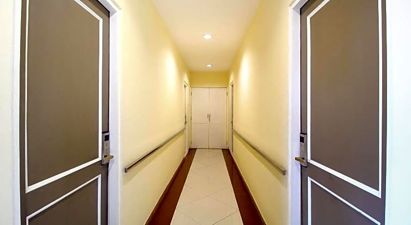 Capital O 175 K-60 Residence