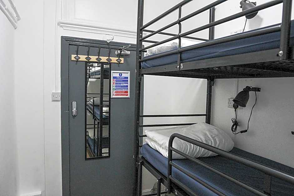 Onefam Waterloo 18-36 years old