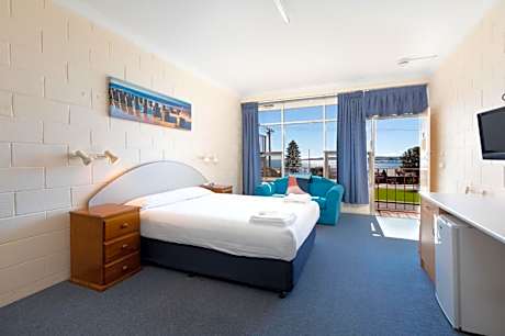 Blue Seas Motel