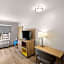 Days Inn & Suites by Wyndham Rochester South