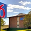 Motel 6 Elk Grove Village, IL - O'Hare