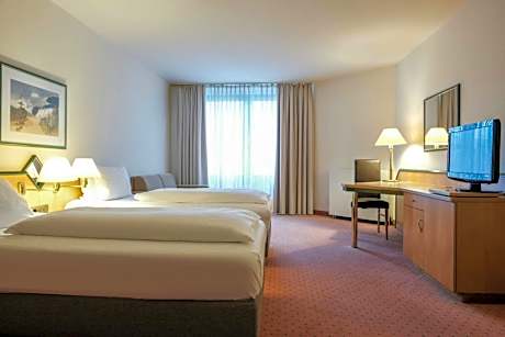 Superior Twin Room with Sofa Bed