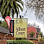 Albert Court Motor Lodge