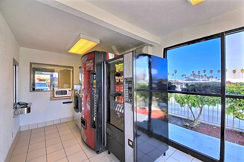 Motel 6 Laredo South