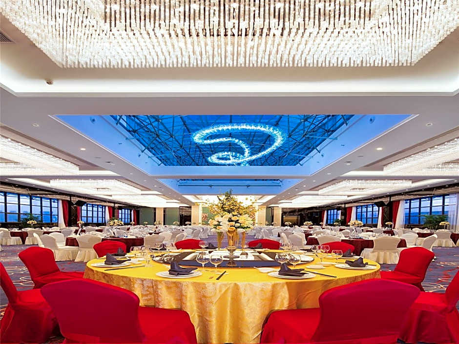 Yiwu Zhonglian Kaixin Hotel