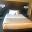 Days Inn by Wyndham Hinton