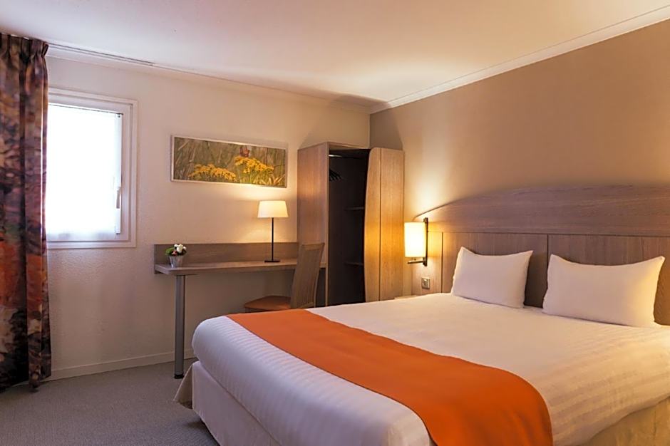 The Originals City, Hotel Le Gayant, Douai (Inter-Hotel)