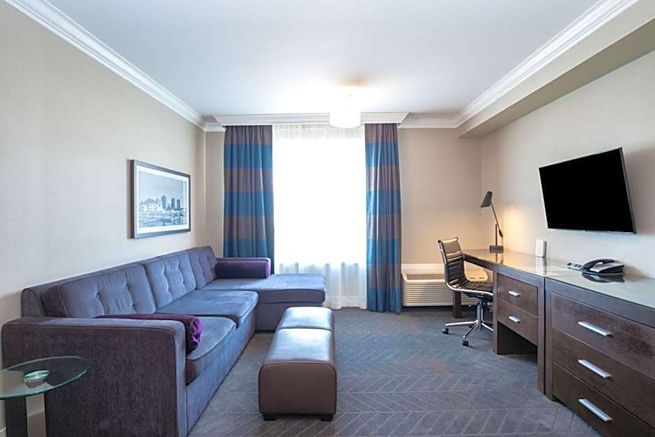 Sandman Hotel Oakville