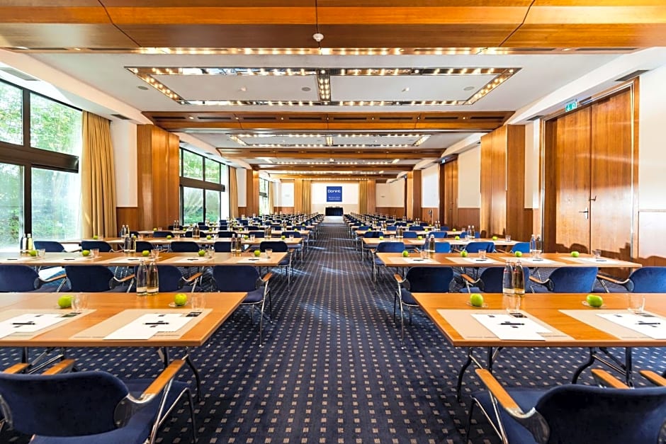 Dorint Main Taunus Zentrum Frankfurt Sulzbach