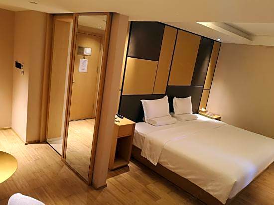 Ji Hotel Shanghai Kangqiao Xiuyan Road