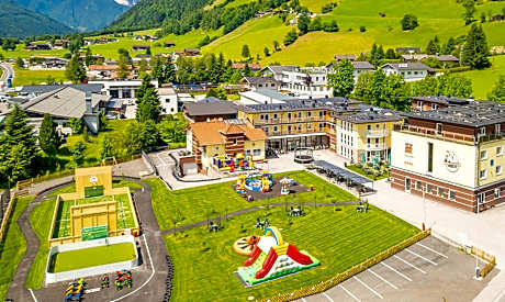 Hotel der Wolkensteinbär