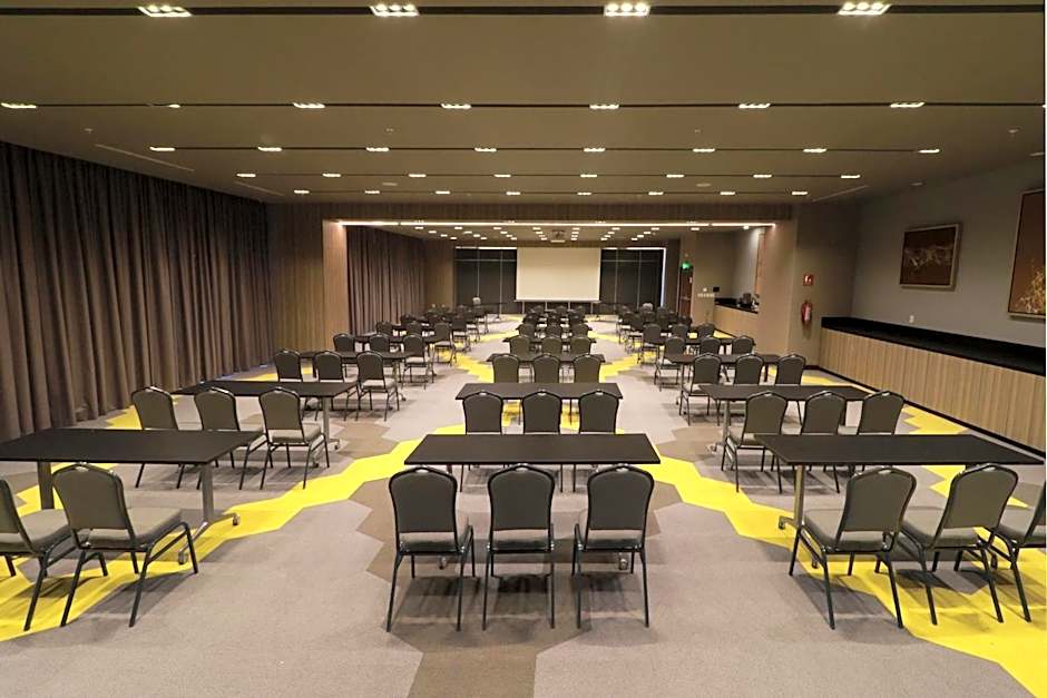 Holiday Inn & Suites - Mexico Felipe Angeles Airport By IHG