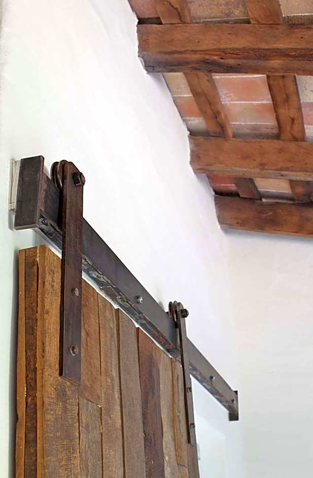 B&B La Rectoria de Sant Miquel de Pineda