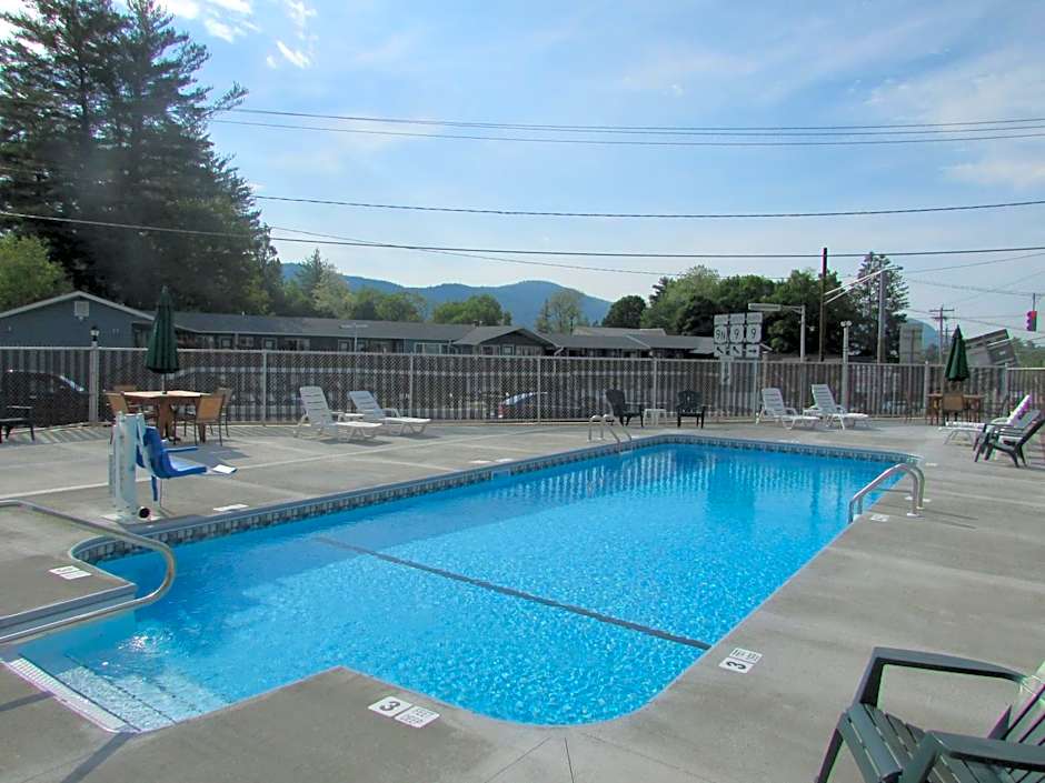 The Lake George Inn