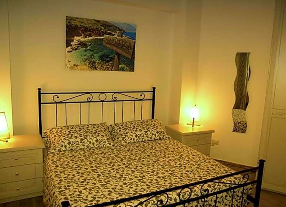 La Porta dell'Alcantara