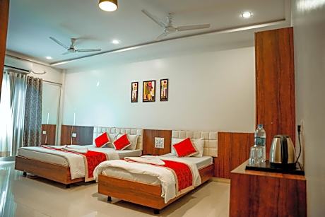 Super Deluxe Double Room - Non AC