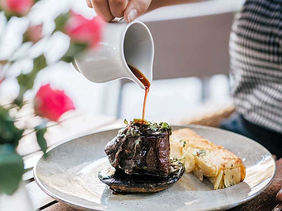 Novotel Newcastle Beach