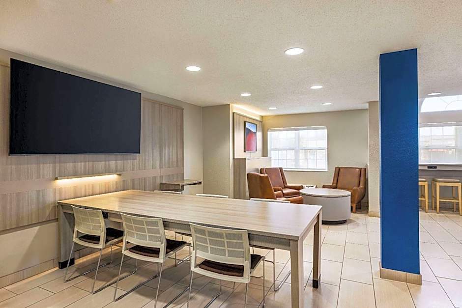 Microtel Inn & Suites By Wyndham New Ulm