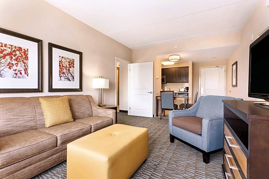 Homewood Suites By Hilton Atlanta Airport North