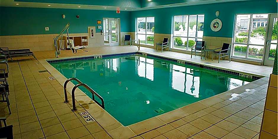 Holiday Inn Express & Suites Dayton North - Vandalia By IHG