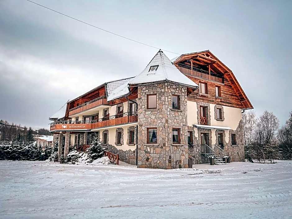 Orava Hotel