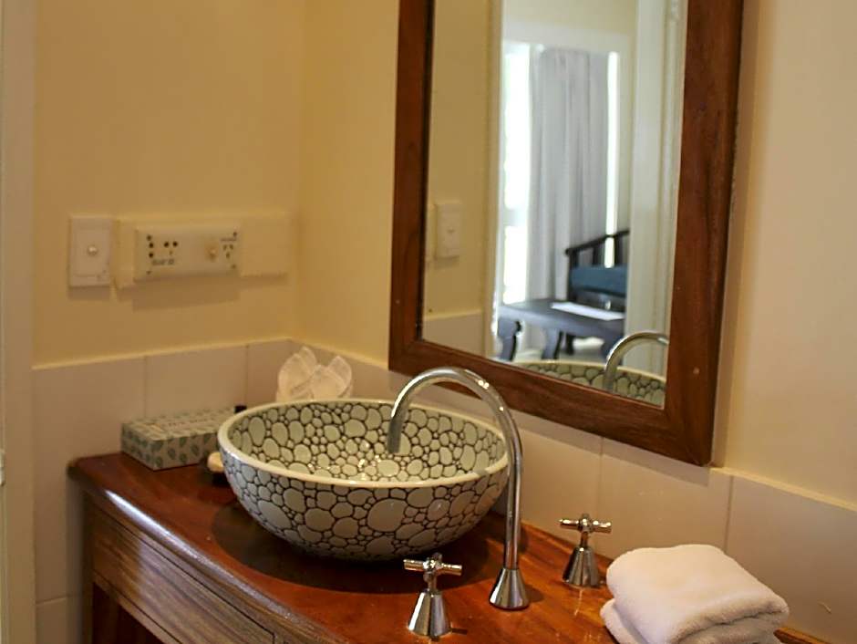 Nakelo Treasure Island Resort & Spa