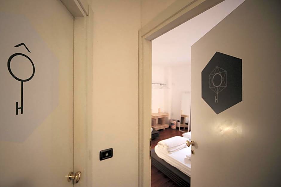 Dopa Hostel