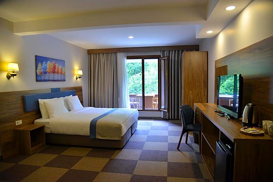 Feel & Live Hotel Villas Restaurant Sapanca