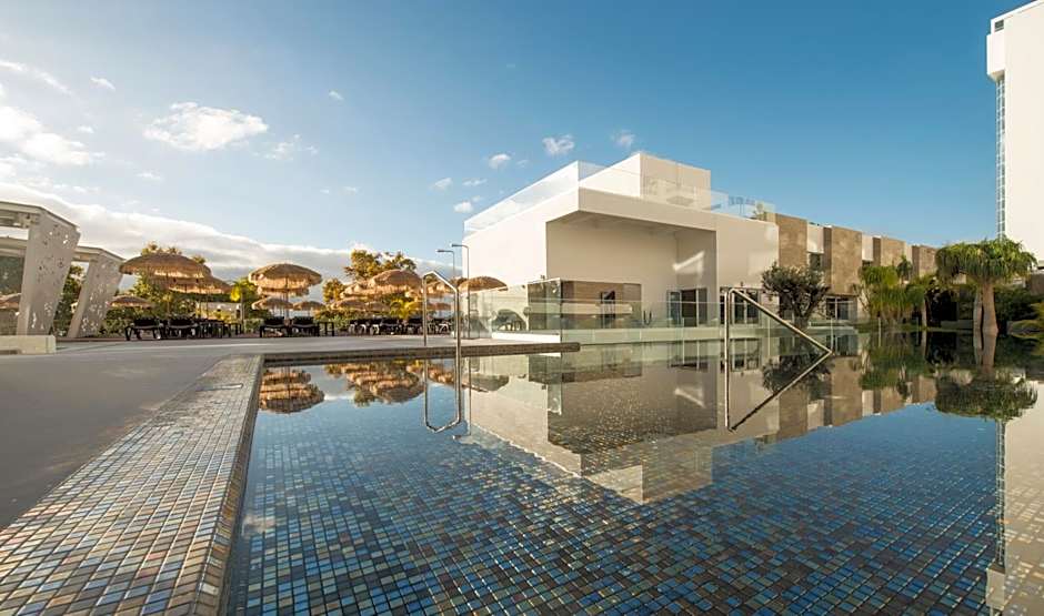 Hotel Alto Lido