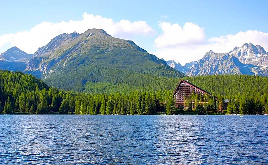 CHATY - woodyganovce sk