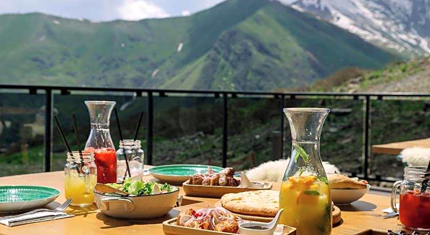 Gudauri Lodge