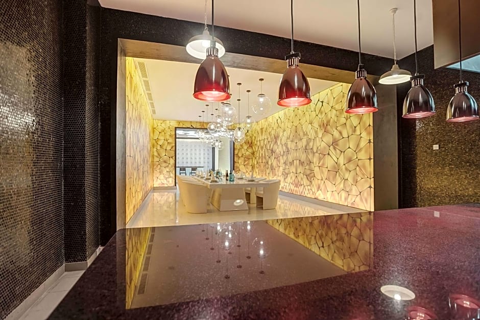 Royalton Blue Waters Autograph All-Inclusive Resor