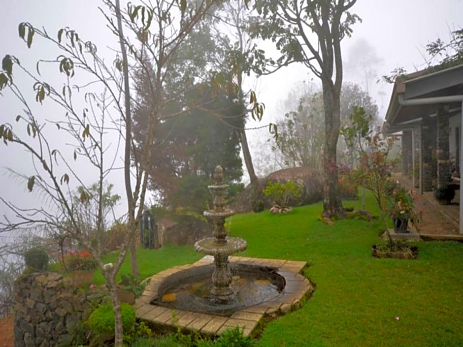 Clouds Holiday Bungalow